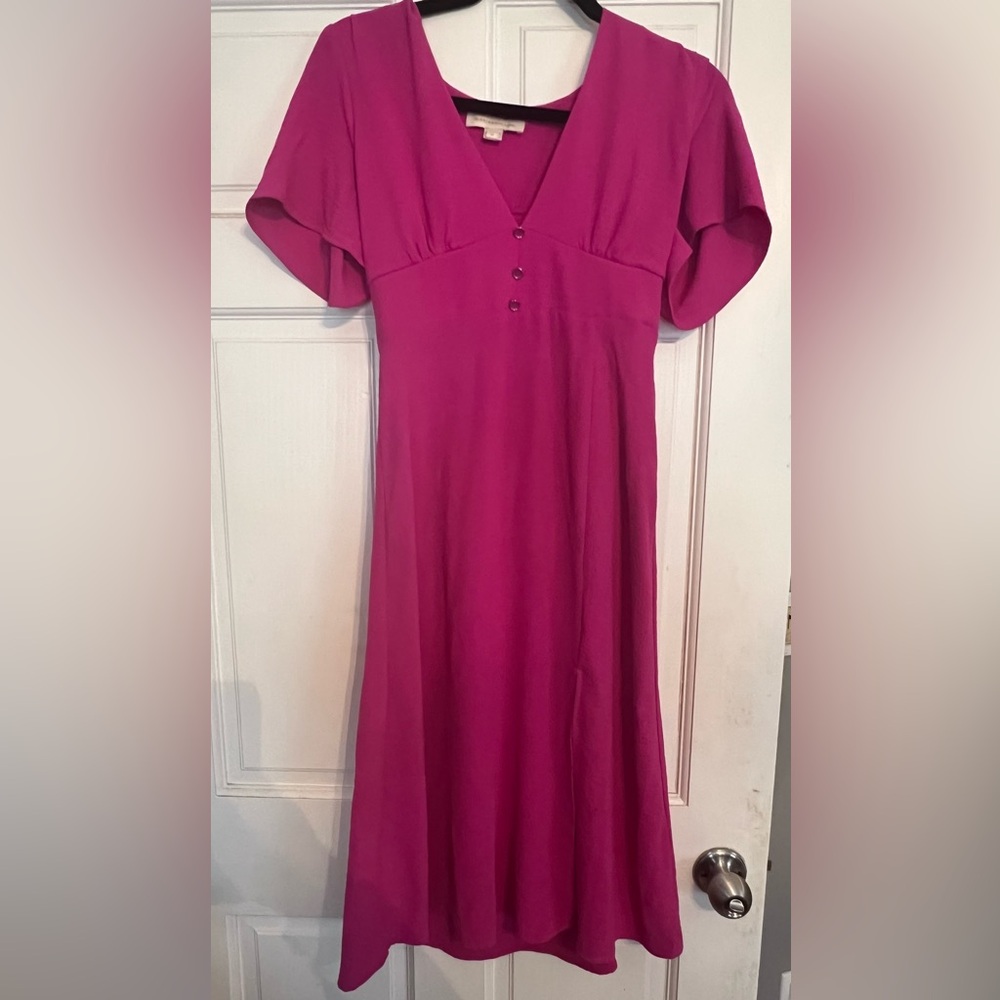 Pink midi dress withh side slit